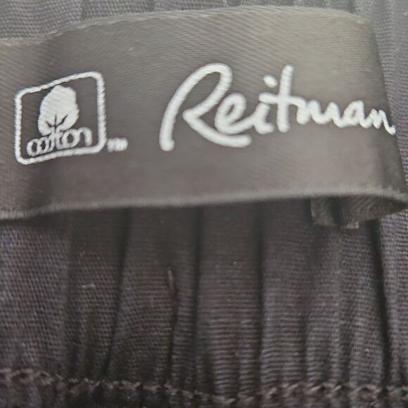 Women's Black Cargo Capri Cotton Pants - Picture 4 of 16